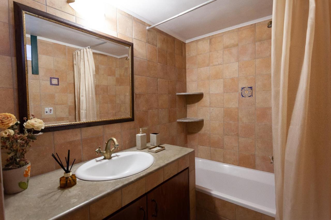 Batu Vacation House Monolithos  Luaran gambar